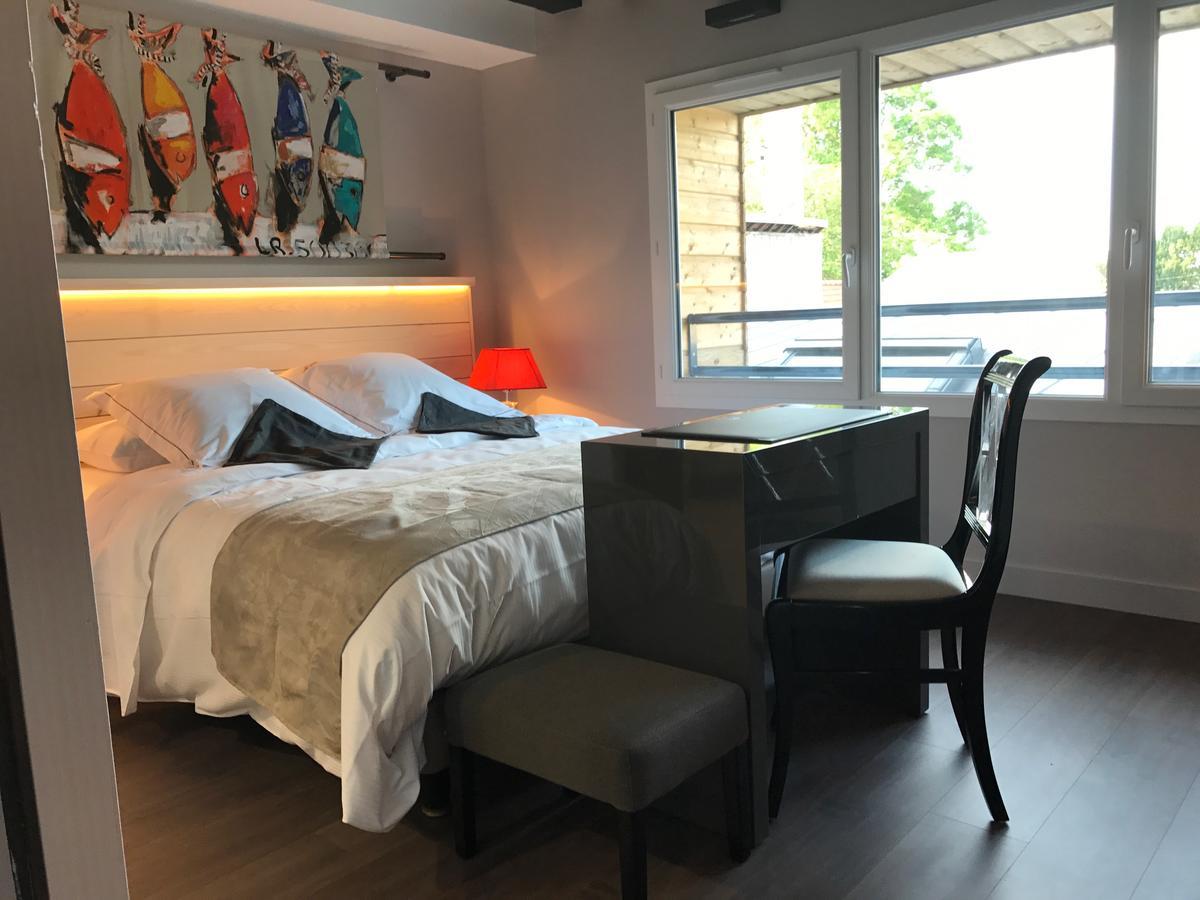 Logis Hotel-Restaurant Le Relais D'Aligre Châteauneuf-en-Thymerais Εξωτερικό φωτογραφία
